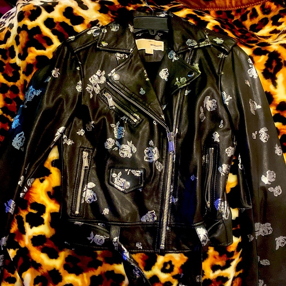 Michael Kors, 100% real Leather Jacket, metallic roses design XS women’s